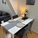 Gemuetliches In 38m2 Mit Klimaanlage